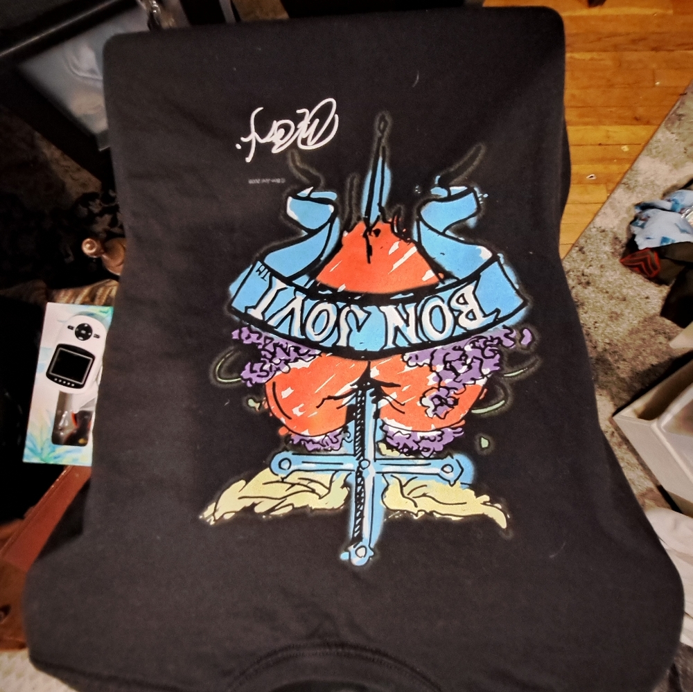 COPY - COPY - COPY - Bon Jovi Hard Rock Cafe T-Shirt